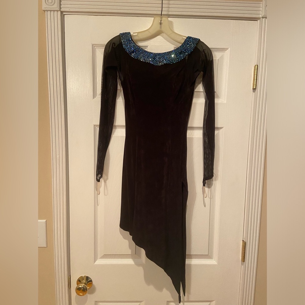Designs By Randall Latin/Rhythm Competitive Costume Size 4(ish)